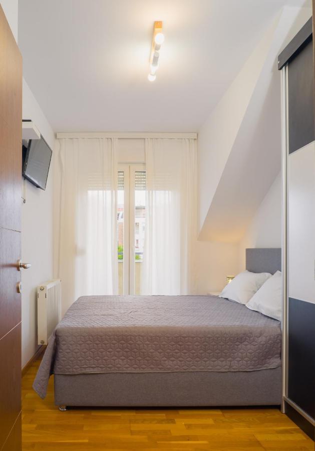 Apartment Neo 2 Free Parking ノヴィ・サド エクステリア 写真