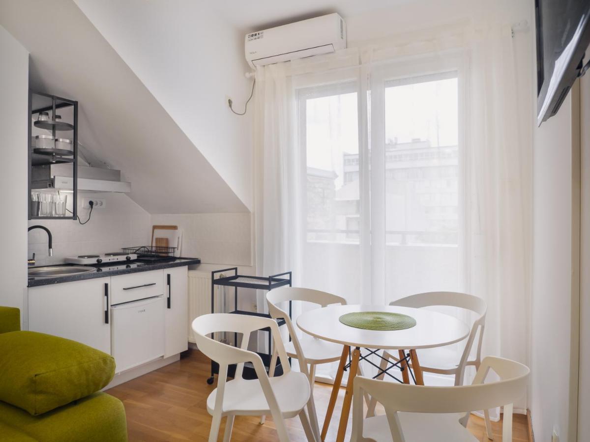Apartment Neo 2 Free Parking ノヴィ・サド エクステリア 写真